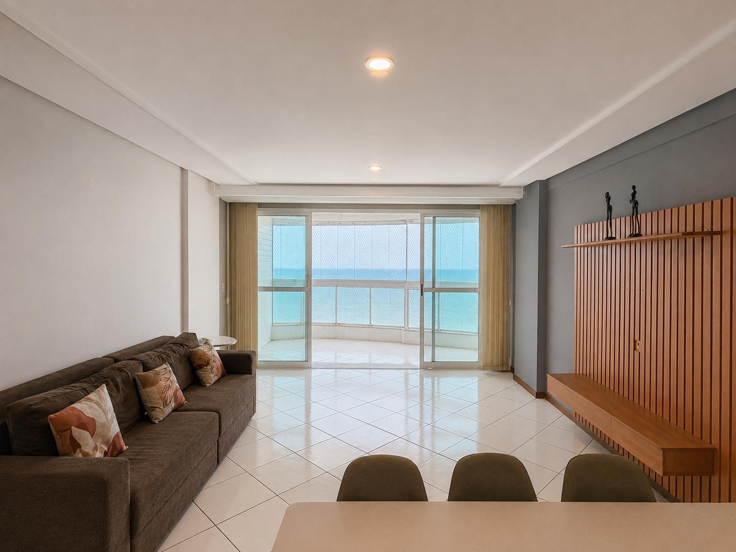 Apartamento frente para o mar na Praia do Morro - 3 quartos com varanda gourmet
