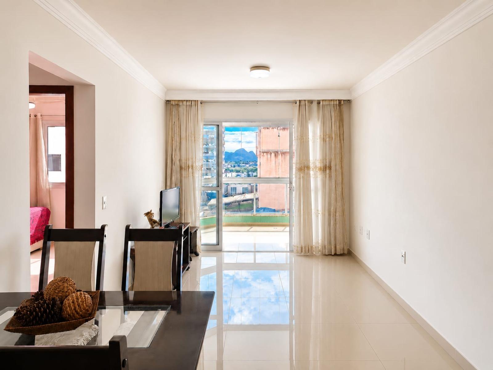 Locação de Apartamento de 2 Quartos na Praia do Morro em Guarapari-ES: 75m², 1 Suíte, 2 Salas e 2 Banheiros