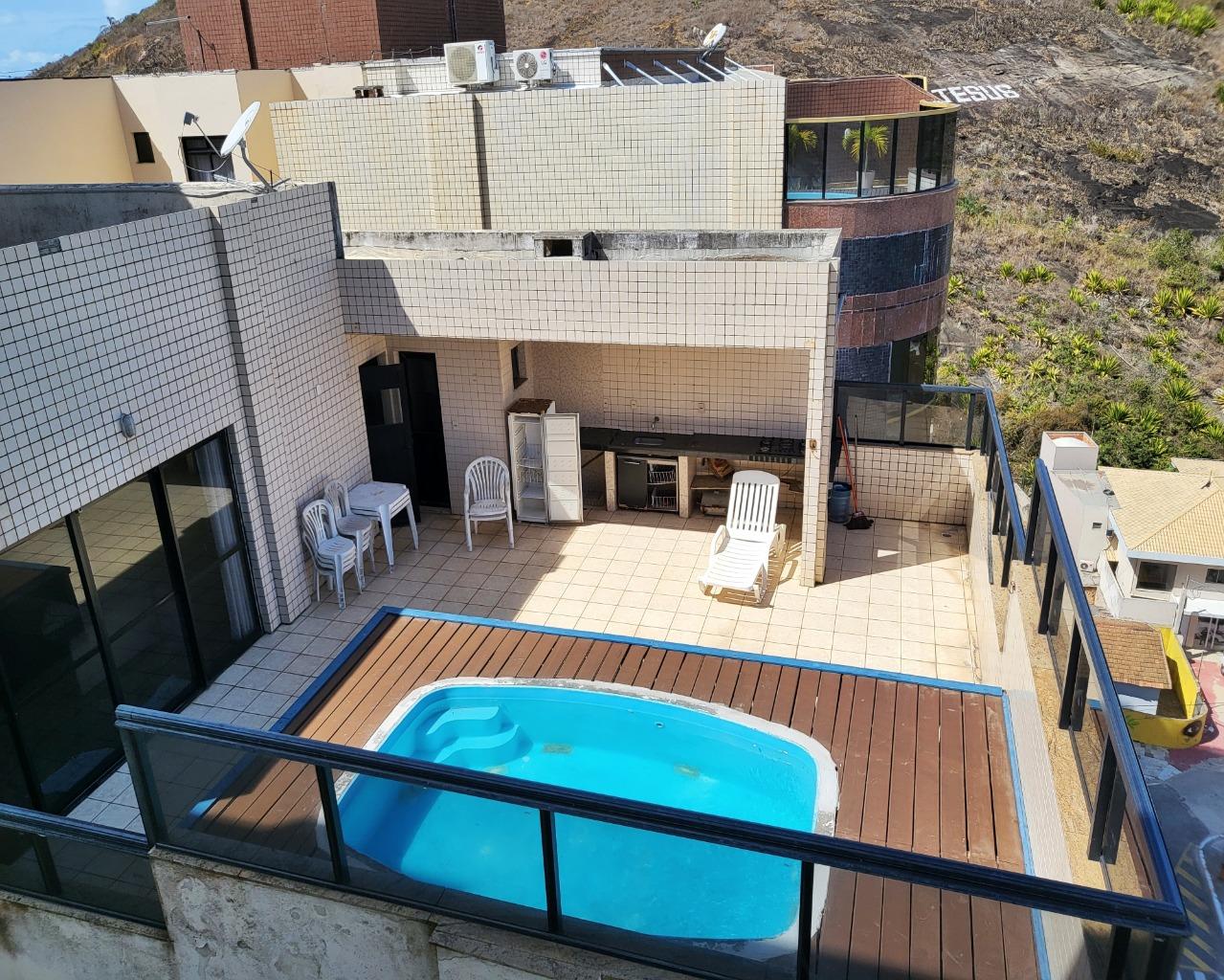 Cobertura 3 quartos + dependência a venda, na Praia do Morro Guarapari ES.