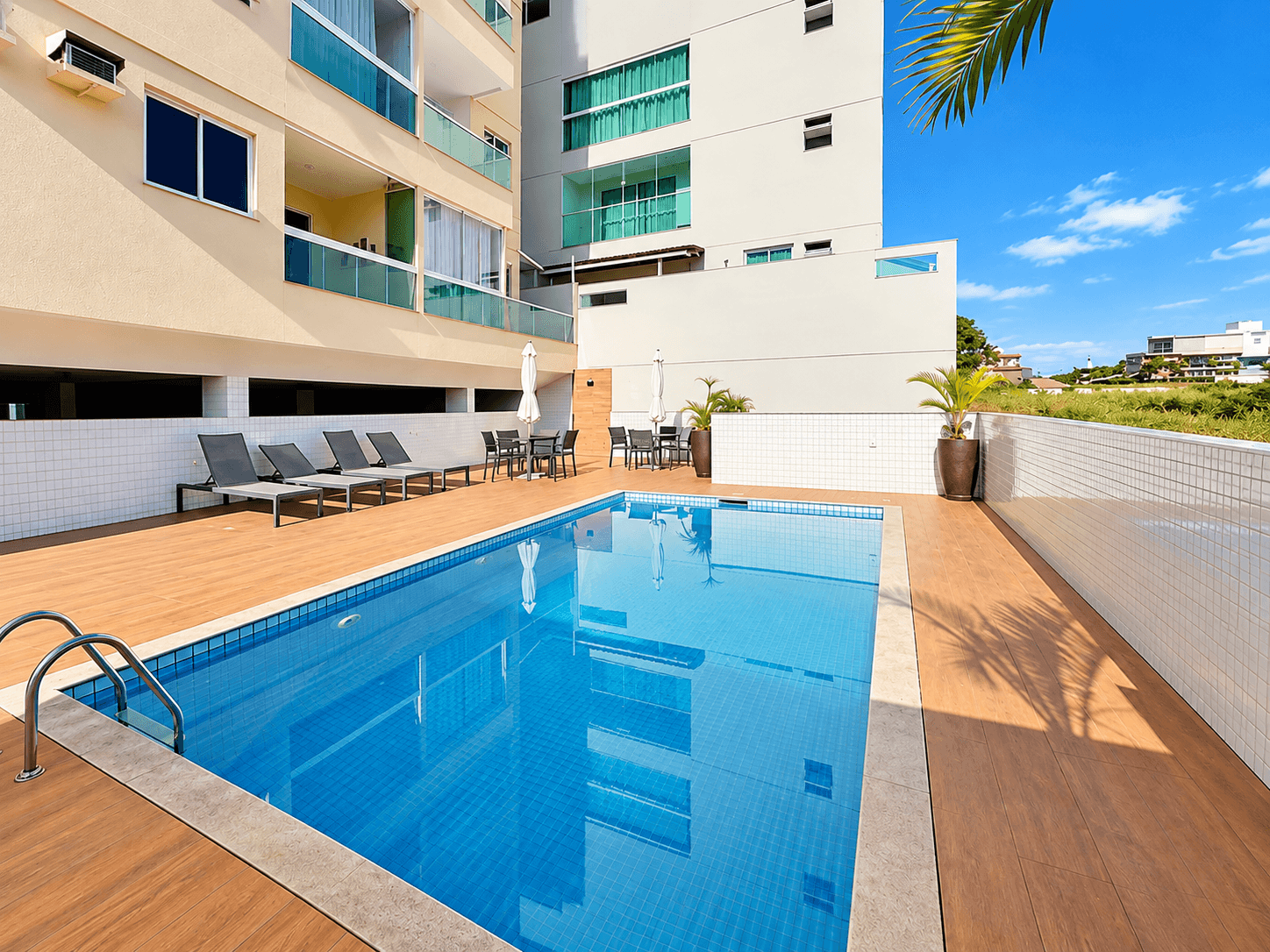 Apartamento à venda 2 Quartos próximo à Praia de Bacutia - Guarapari ES