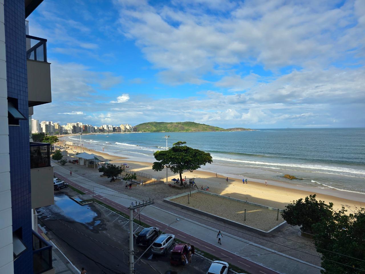 Apartamento de 3 quartos sendo 1 suite, 2 vagas de garagem a venda, de frente pro mar - Praia do Morro - Guarapari ES