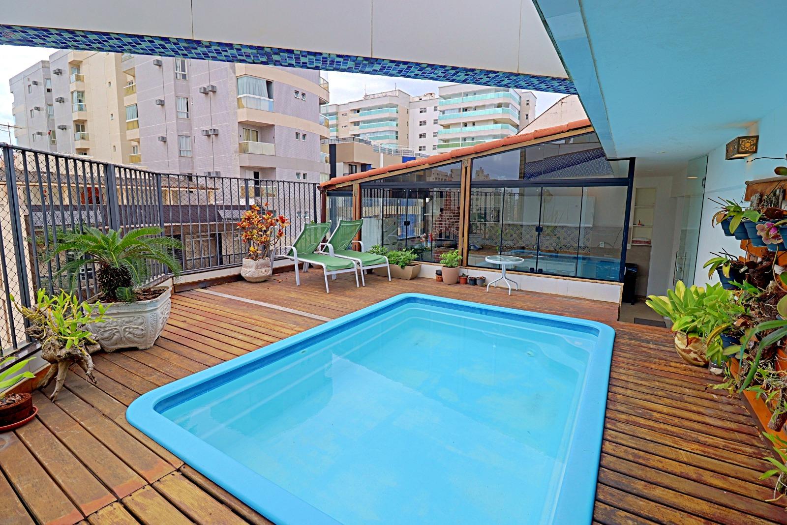 Espetacular cobertura à venda na Praia do Morro, Guarapari-ES: 5 quartos, 3 suítes, 4 salas, 5 banheiros, 4 vagas, 370m².
