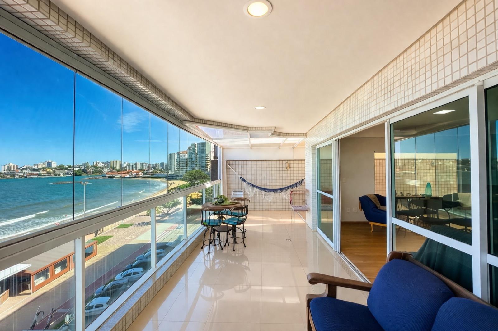 Imperdível: Apartamento à Venda na Orla da Praia do Morro, Guarapari-ES! 4 quartos, 3 suítes, 2 salas, 5 banheiros, 2 vagas, 269,50 m².