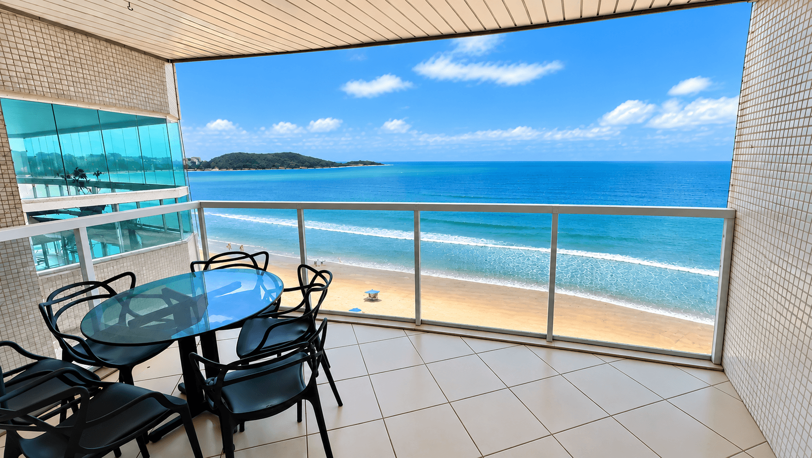 Apartamento a Venda frente mar, 5 quartos 3 suítes - Praia do Morro, Guarapari ES