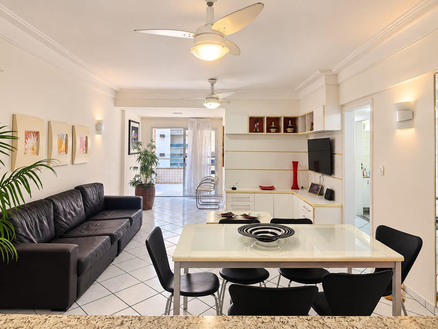 Apartamento a venda 3 quartos, 1 suíte, lazer completo, vista montanha no Centro - Guarapari ES
