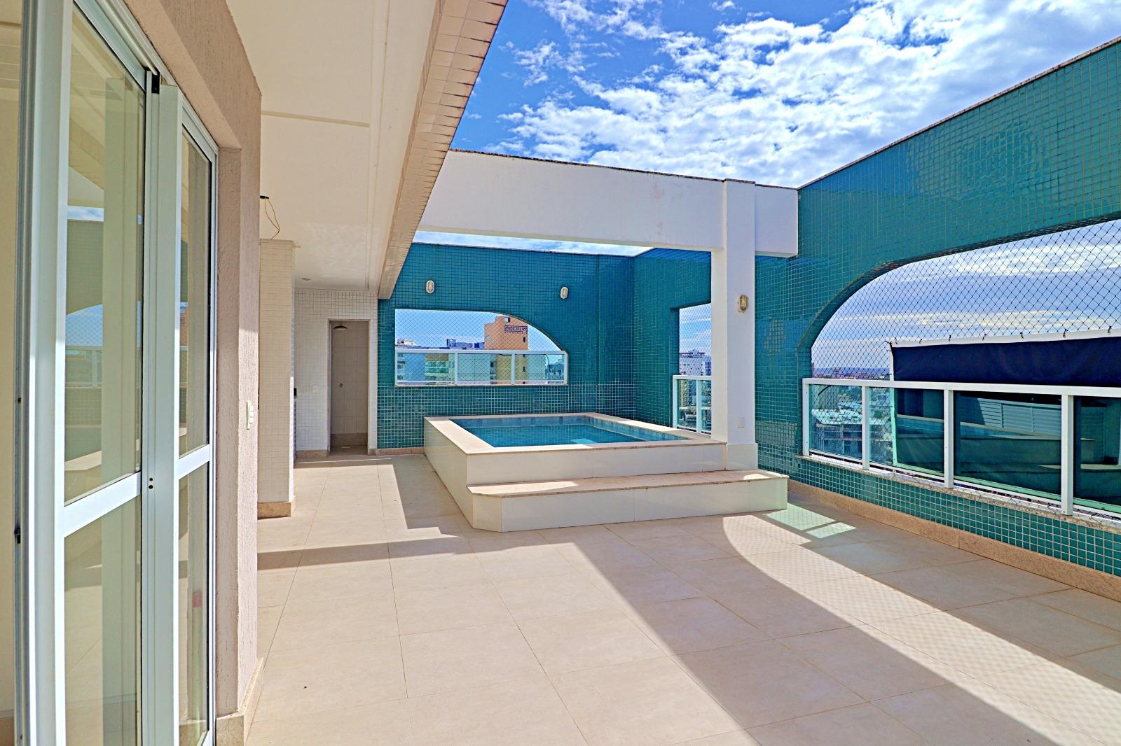obertura duplex no Centro de Guarapari-ES: 6 quartos, 5 suítes, 7 banheiros, 4 vagas de garagem, 351m². Chegou a sua vez!