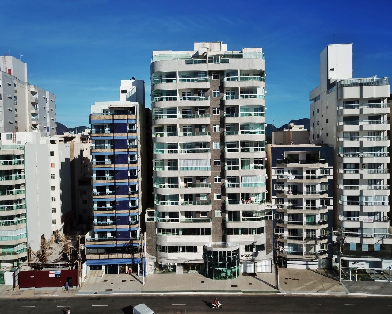 Edifício Residencial Titanium apartamento de 4 quartos a venda frente para o mar na Praia do Morro Guarapari ES