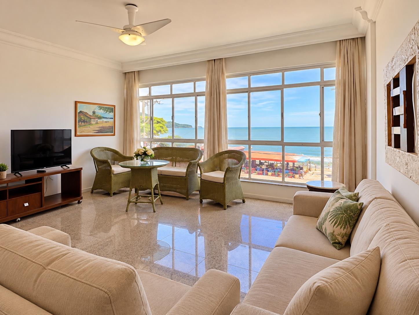 partamento à venda na Orla da Praia do Morro, Guarapari-ES: 3 quartos, 1 suíte, 3 banheiros, 1 vaga.