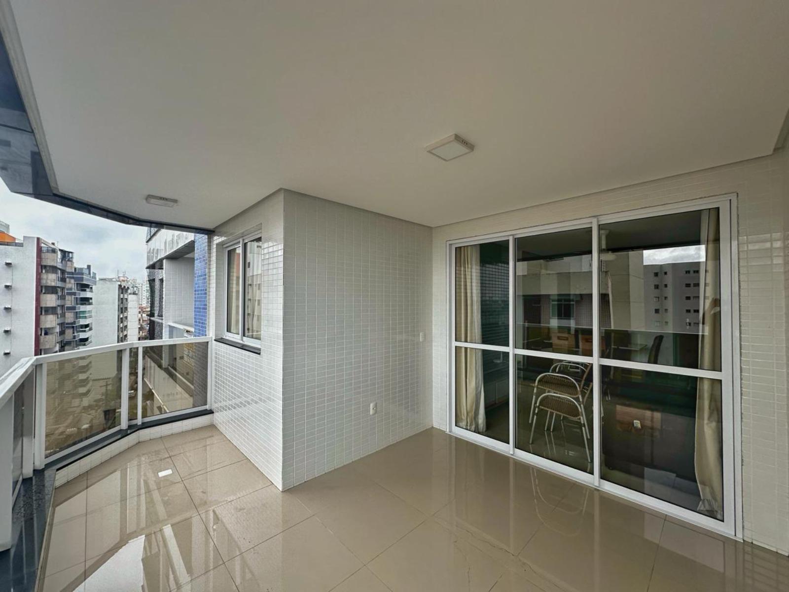 Apartamento a venda mobiliado com lazer completo no Centro de Guarapari -ES