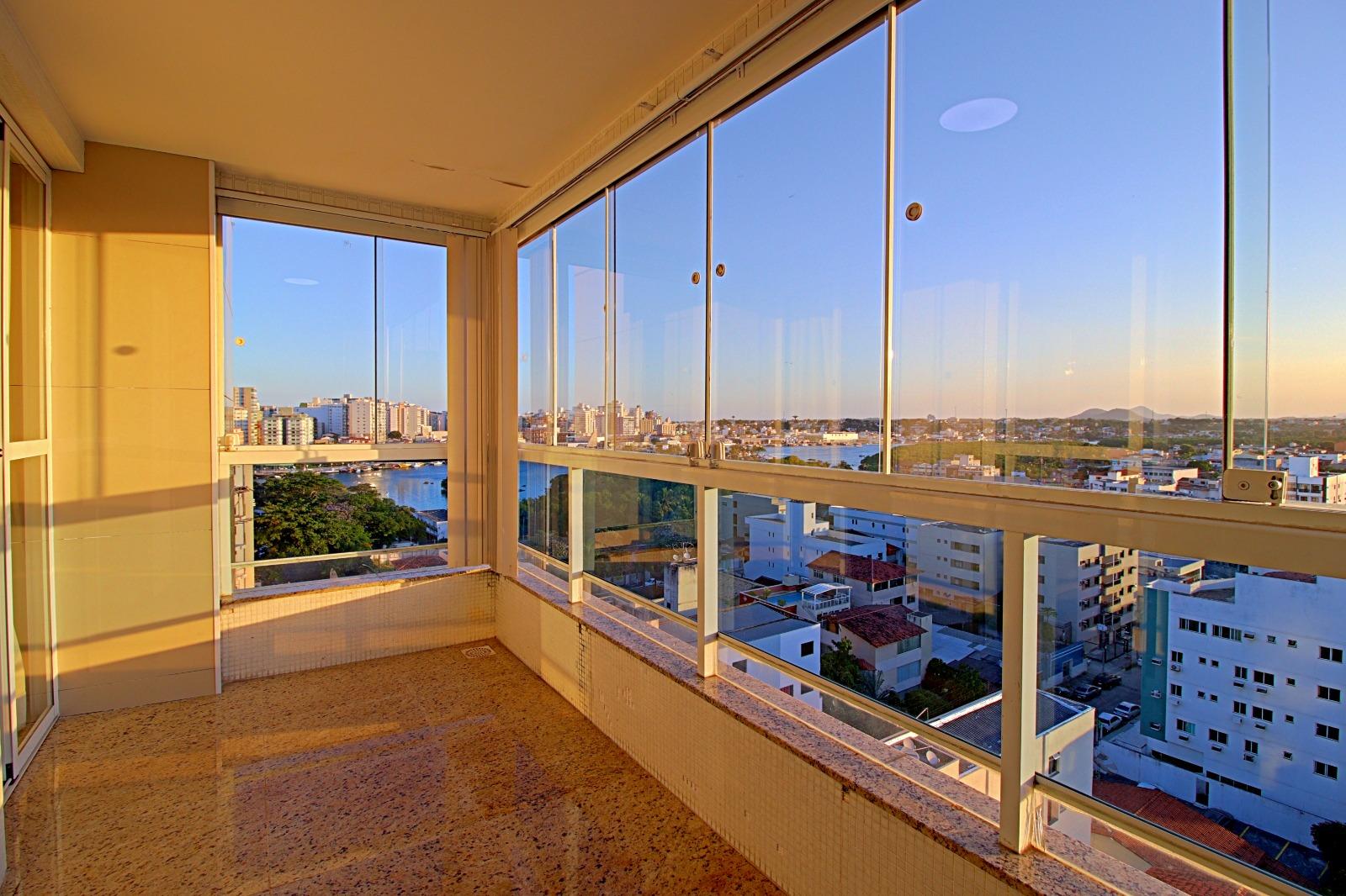 Apartamento 2 quartos, 1 suíte com varanda, DCE, 2 vagas + BOX na Prainha em Guarapari - ES